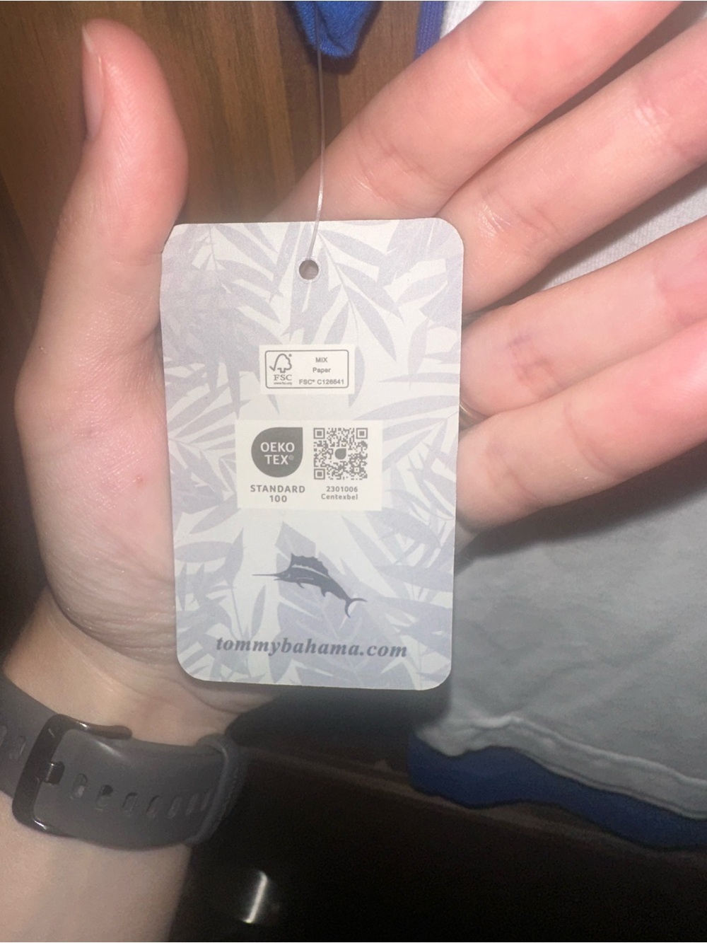 Tommy Bahama white and gray hang tag - Picture 4 of 4